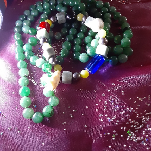 Guatemala Jade precious natural stones - Picture 12 of 15